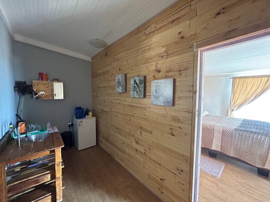 5 Bedroom Property for Sale in Wavecrest Eastern Cape